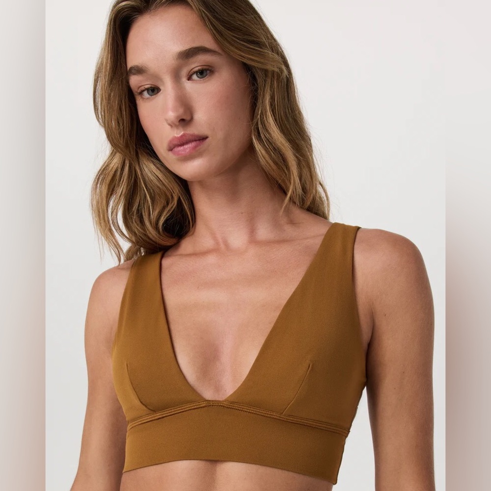 Vuori AllTheFeels Triangle Bra
